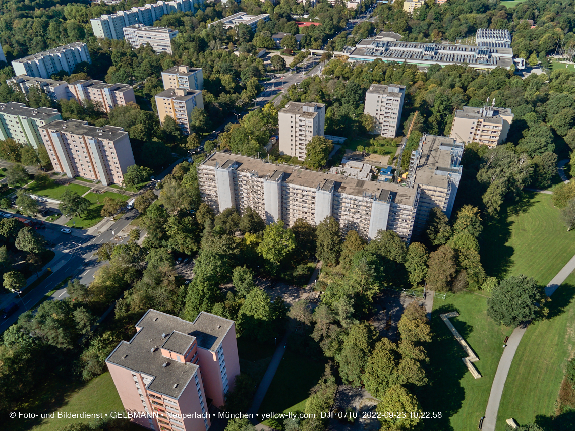 23.09.2022 - Sanierung am Karl-MArx-Ring 11-21 in Neuperlach